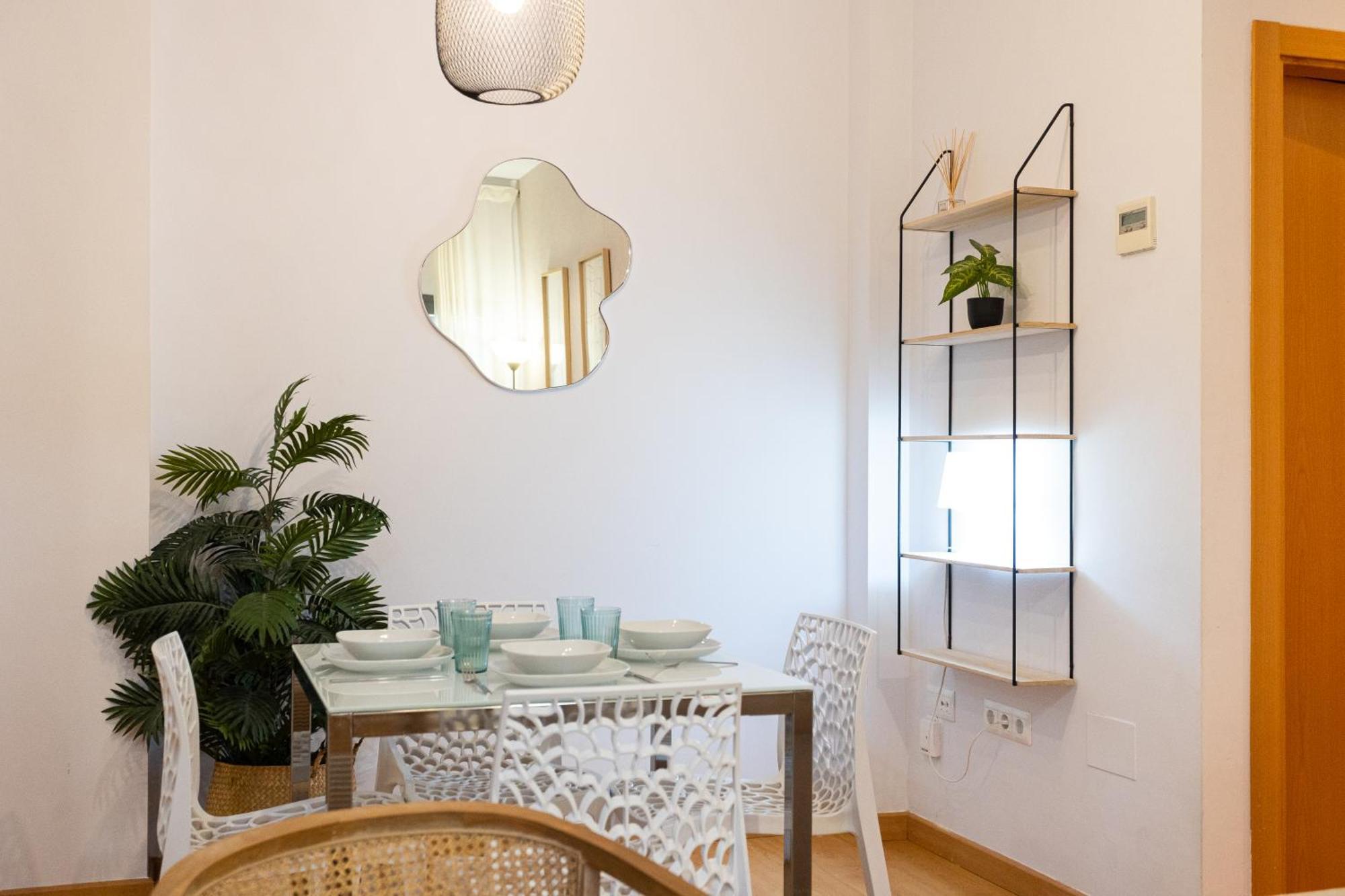 Holidays2Malaga Picasso Area Apartment Exterior foto